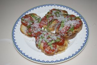 5 Minute Tomato & Basil Bruschetta