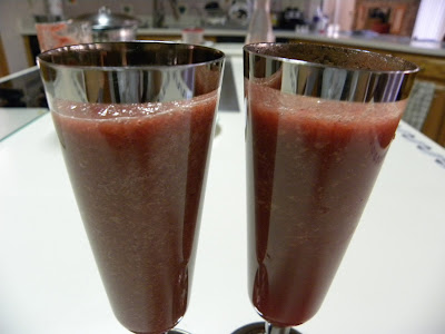 Healthy Fruit and Vegetable Smoothie/ Juice